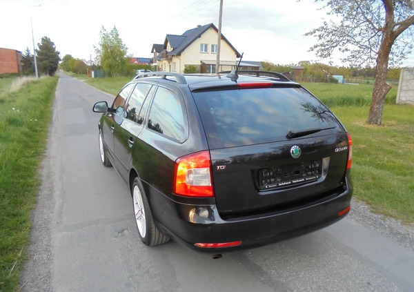 Skoda Octavia cena 29999 przebieg: 177395, rok produkcji 2013 z Gostyń małe 704